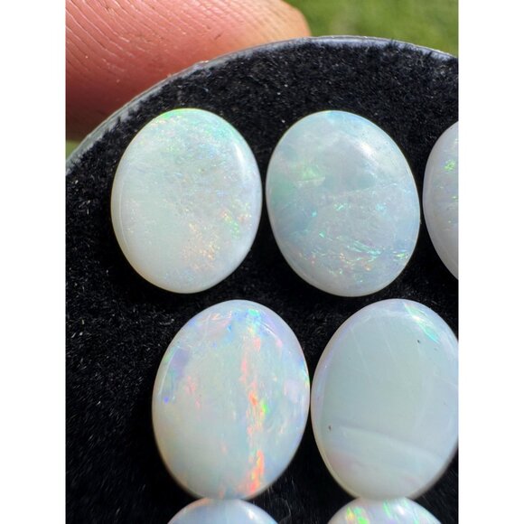 Australian Opal Cabochons Lot - 8.77 carats in Display Box #164 - Picture 4 of 7